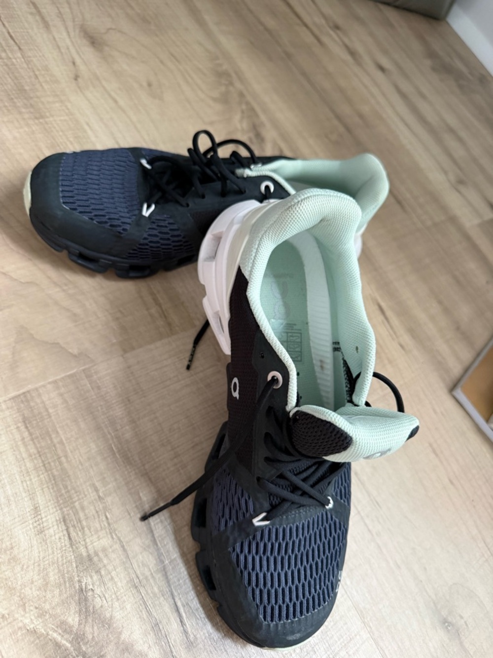 Women’s Black Athletic Shoes with Mint Lining – Cushioned Support